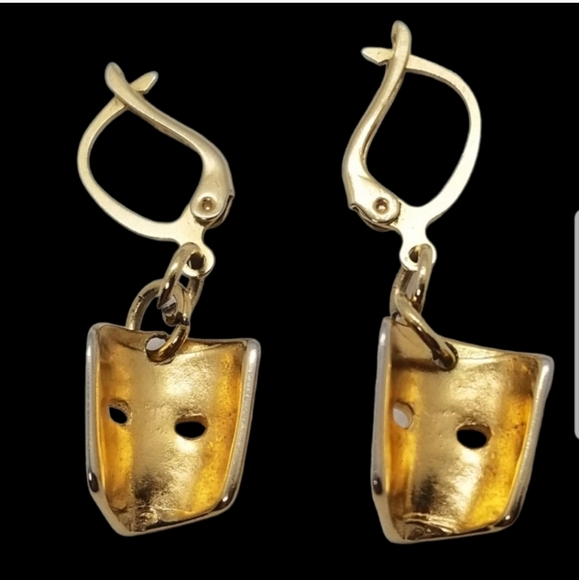 VINTAGE GOLDTONED ITALIAN VENETIAN MASK EARRINGS - Picture 3 of 4